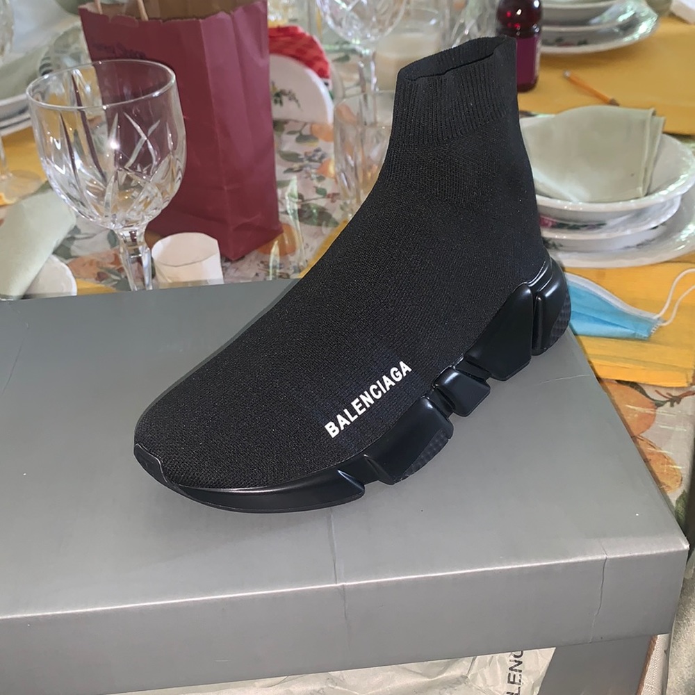 Balenciagas 2.0 Speed